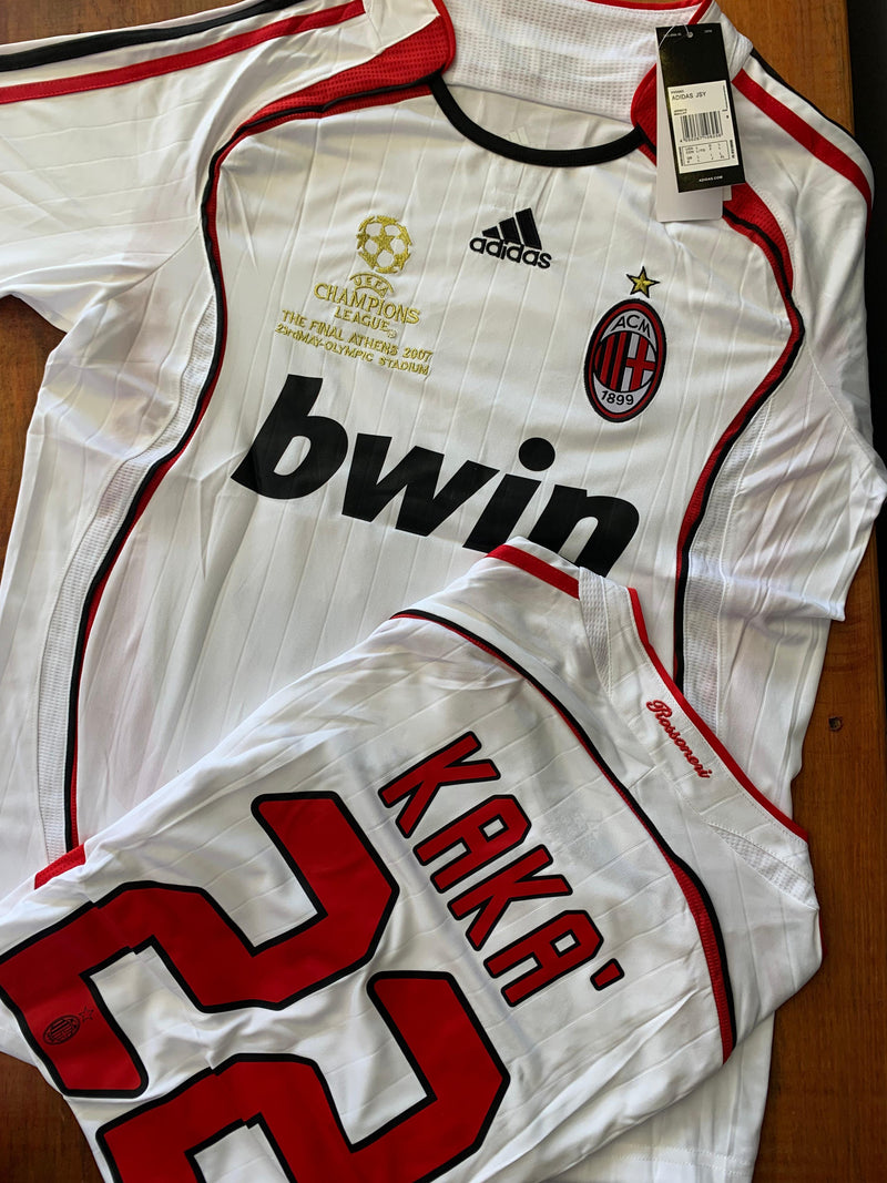 AC MILAN FINAL CHAMPIONS 2006/2007 ( Kaká )