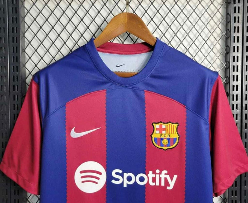 Camisa Barcelona Home 23/24 Torcedor Nike Masculina - Azul Royal e Vermelho