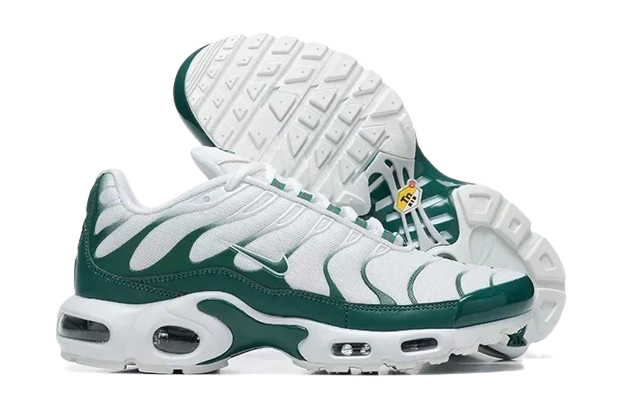 Air Max Plus TN 1 x Lacoste